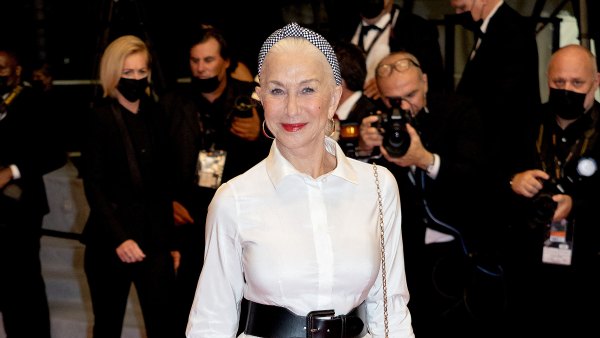 helen-mirren-cariuma-sneakers