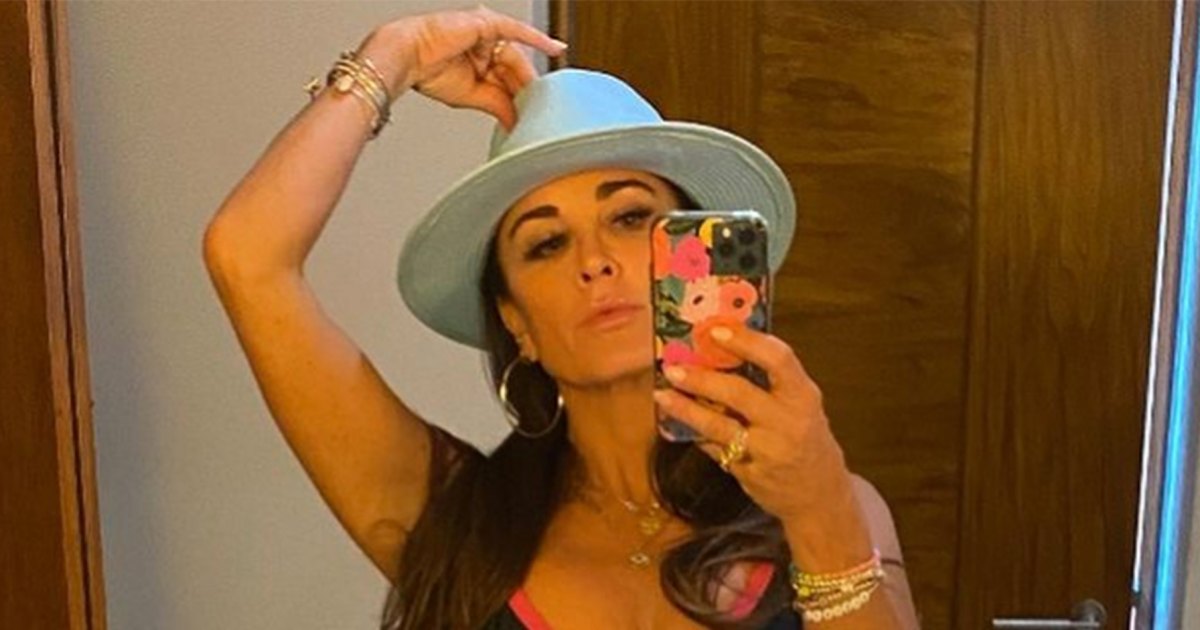Kyle Richards' $195 Blue Fedora: This  1 Costs Just $25