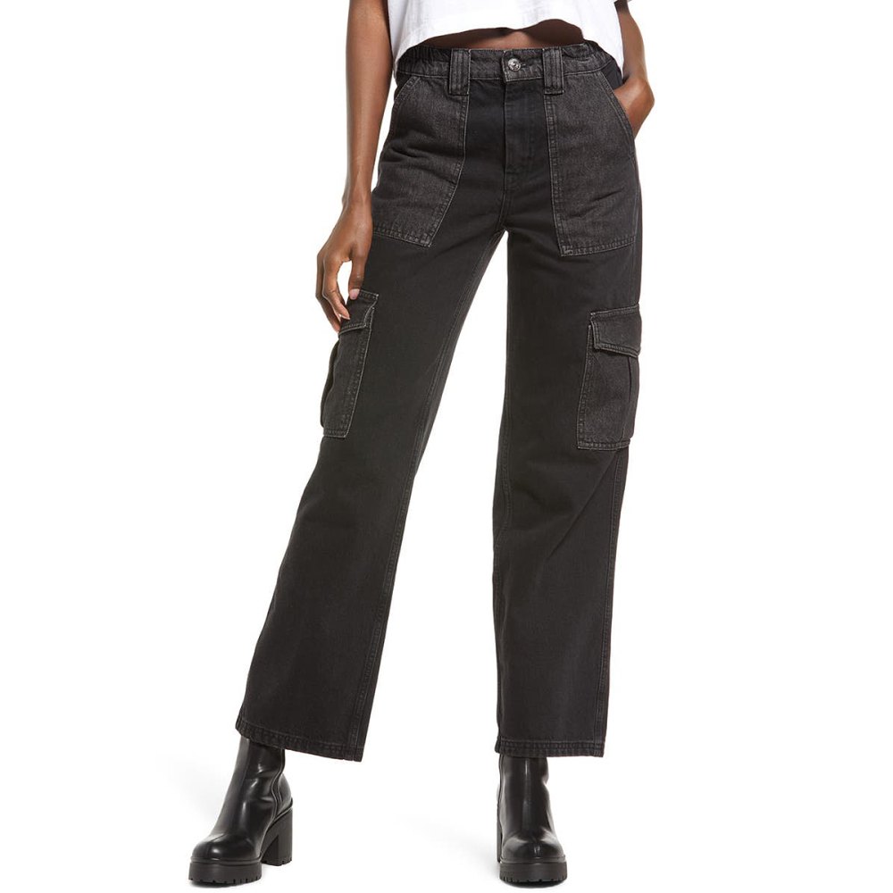 nordstrom-anniversary-sale-urban-outfitters-cargo-jeans-pants