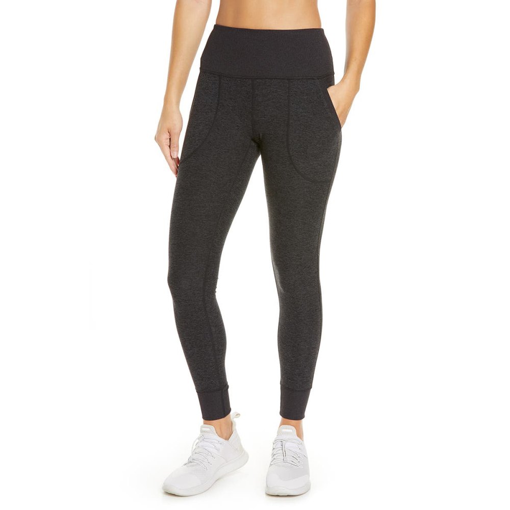 nordstrom-anniversary-sale-zella-leggings-black