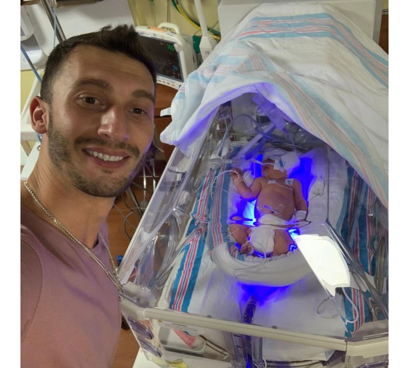 90 Day Fiance Loren and Alexei Brovarnik Son Recovering Well in NICU After Early Arrival 7