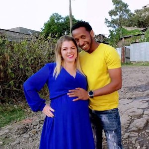 90 Day Fiances Ariela Defends Inviting Ex Stay With Her Biniyam