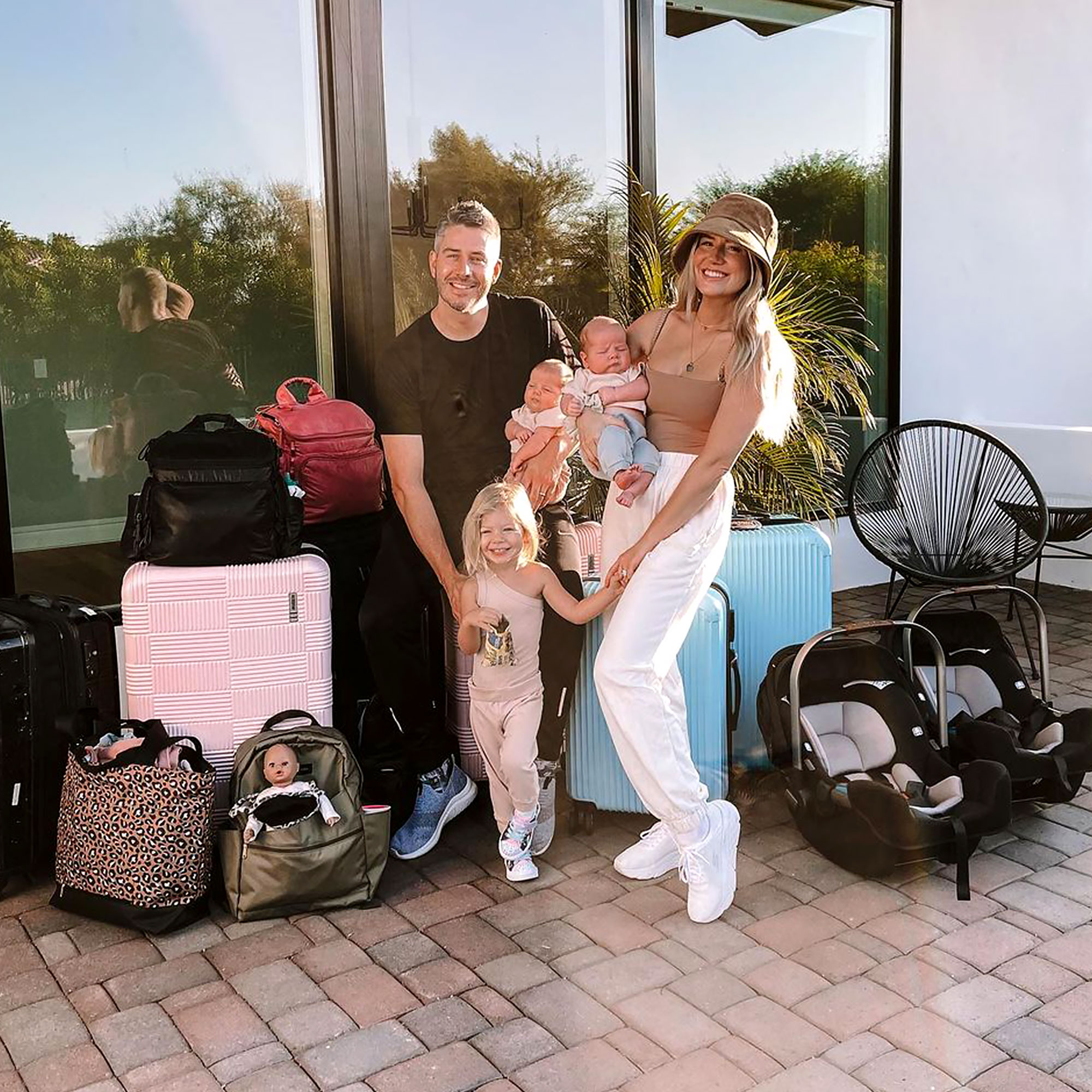 Aloha! Inside Lauren Burnham, Arie's 1st Trip to Hawaii Home With 3 Kids