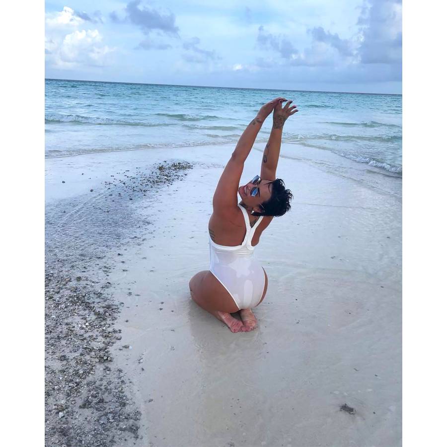 Beach Day! Demi Lovato Shows Off Their Curves in White One-Piece