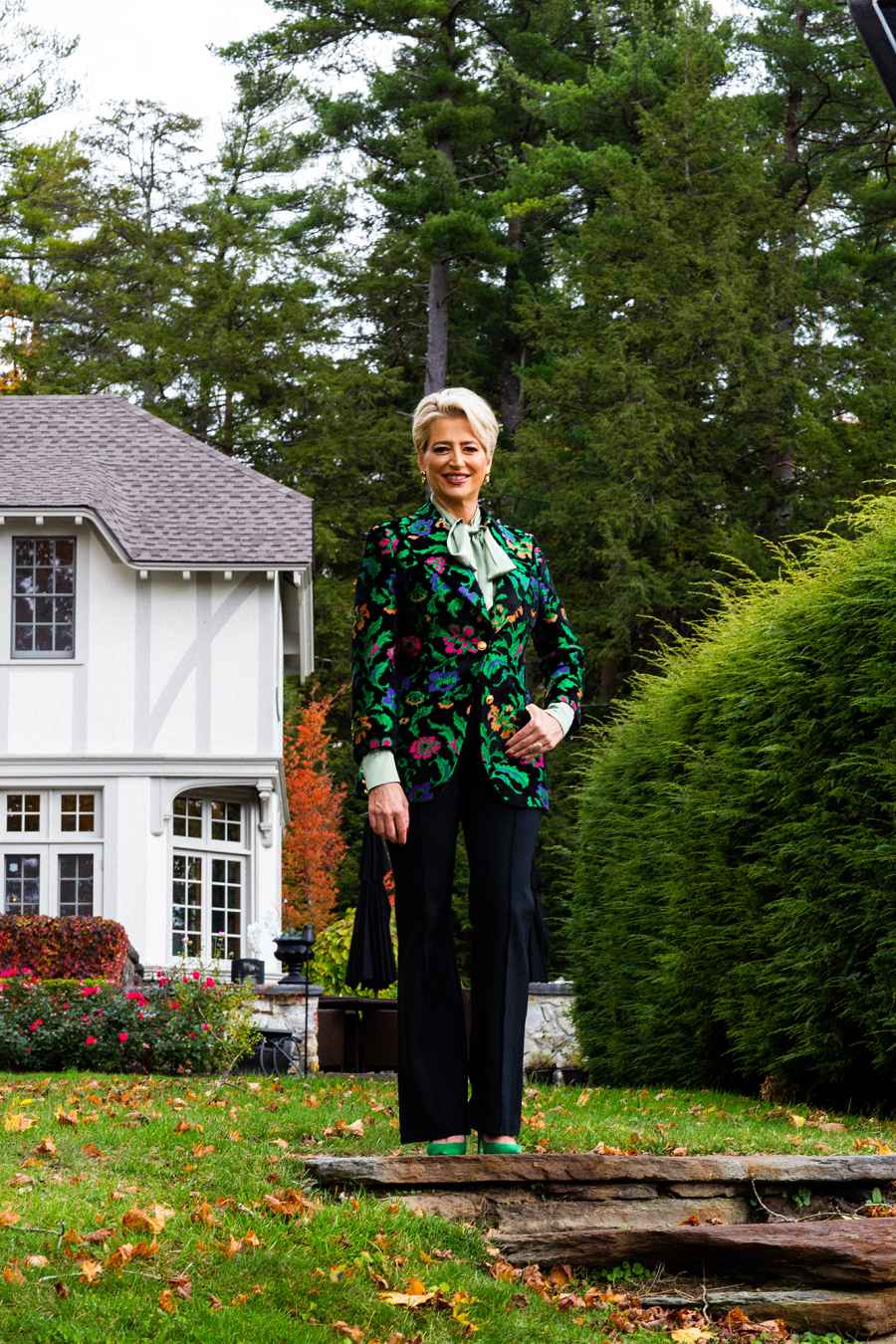 Blue-Stone Manor Dorinda Medley Standing Alexandra Arnold Real Housewives of New York’s Dorinda Medley Is Renting Out Her 18-Acres Blue Stone Manor