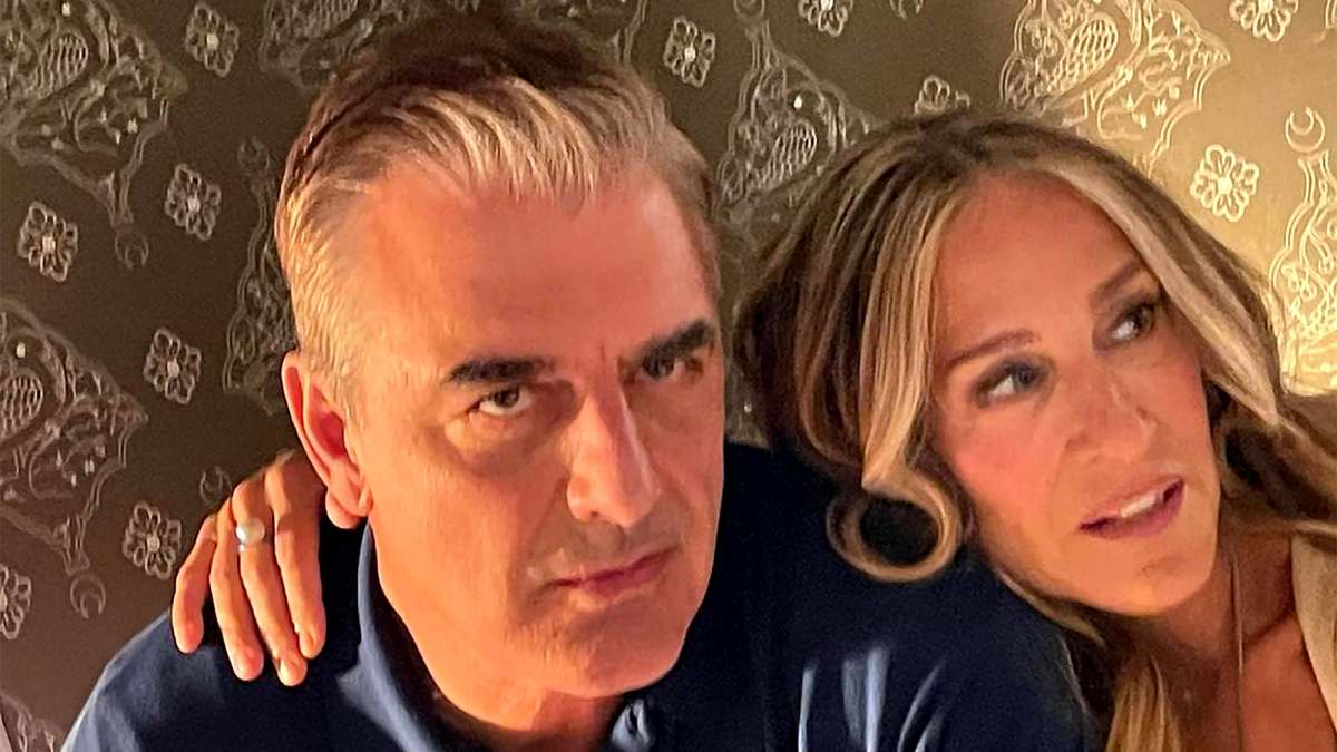 Carrie and Big Reunite in 'Sex and the City' Sequel Series Photos