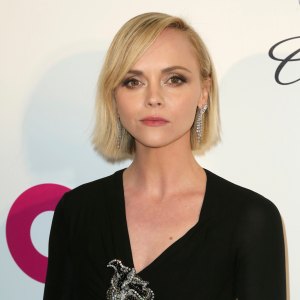 Christina Ricci Shows Bare Belly After Pregnancy Announcement Promo