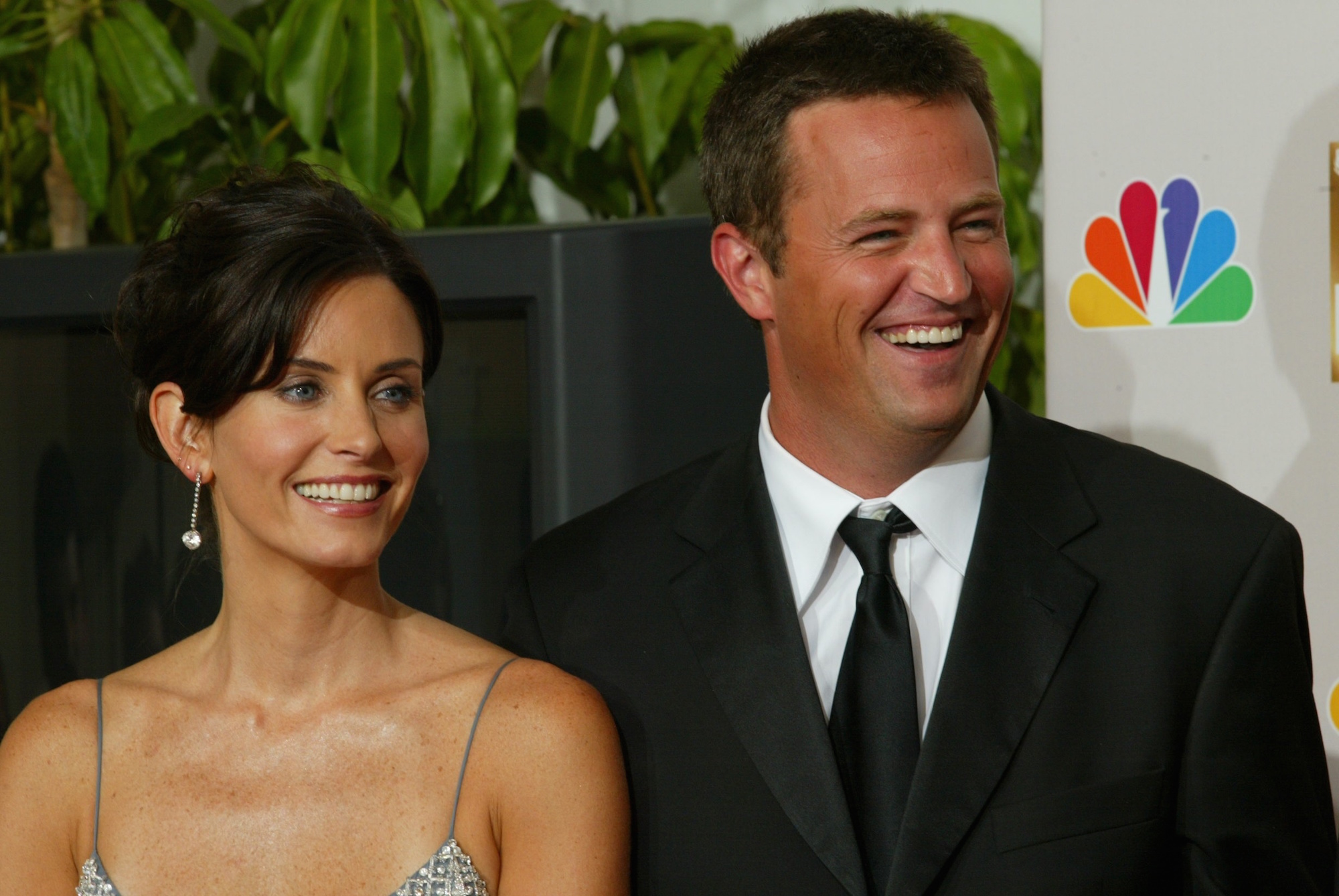 Courteney Cox Wishes Friends Matthew Perry Happy Birthday
