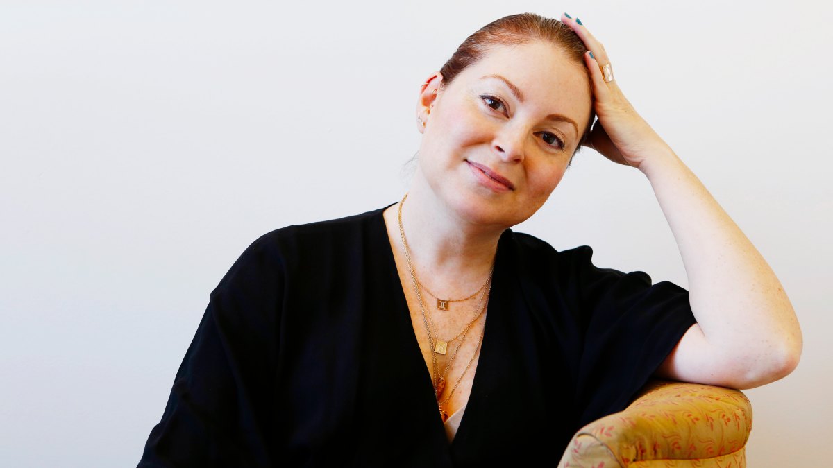 'Shrink-Wrap' Your Skin With Celebrity Facialist Joanna Vargas' Forever Facial With Evoke Face Booster