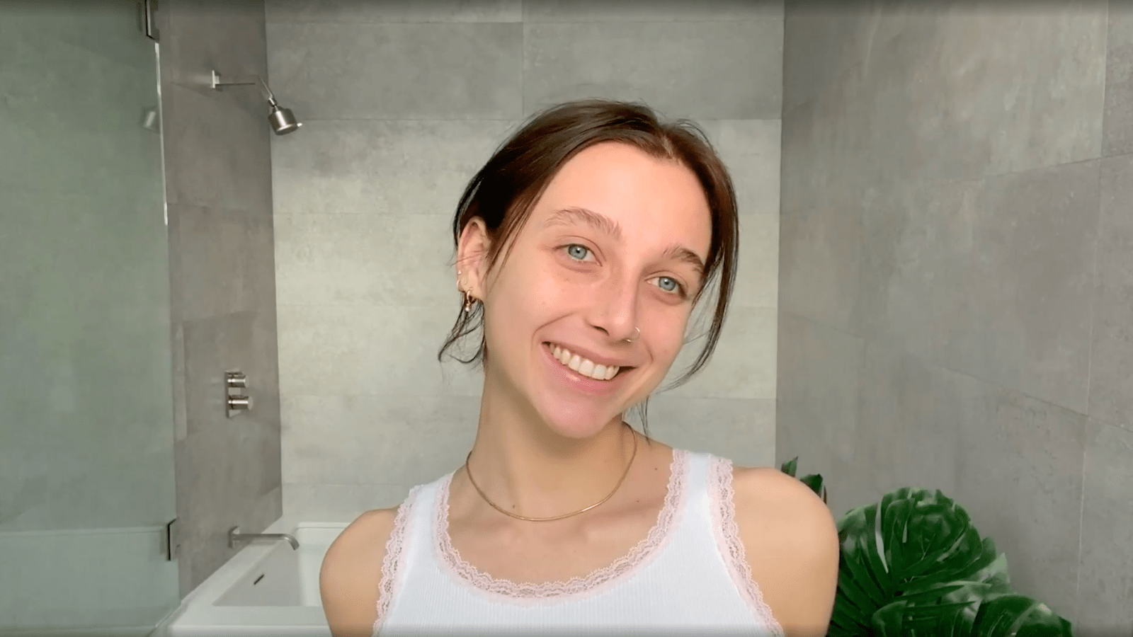 Emma Chamberlain Is The Face Of This Week's Beauty Round-Up