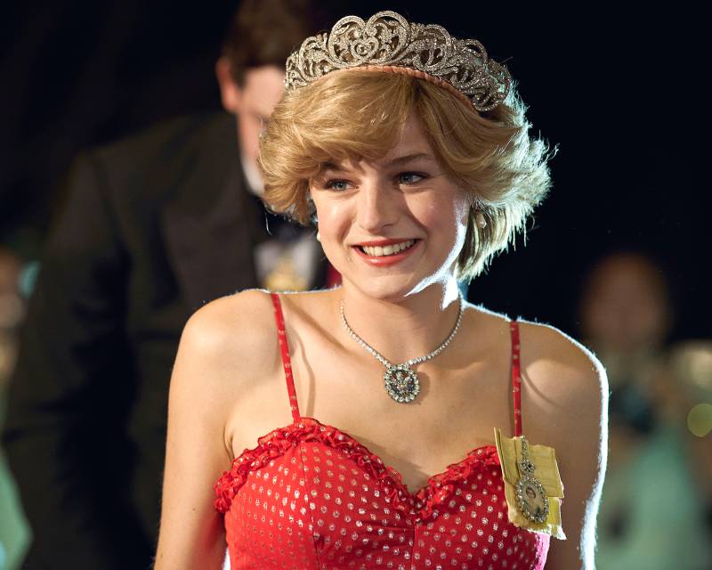 Everything Emma Corrin Has Said About Playing Princess Diana The Crown