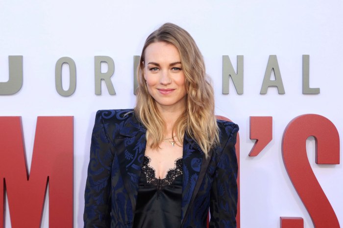 Handmaid's Tale's Yvonne Strahovski Gives Birth to 2nd Child With Tim Loden Promo