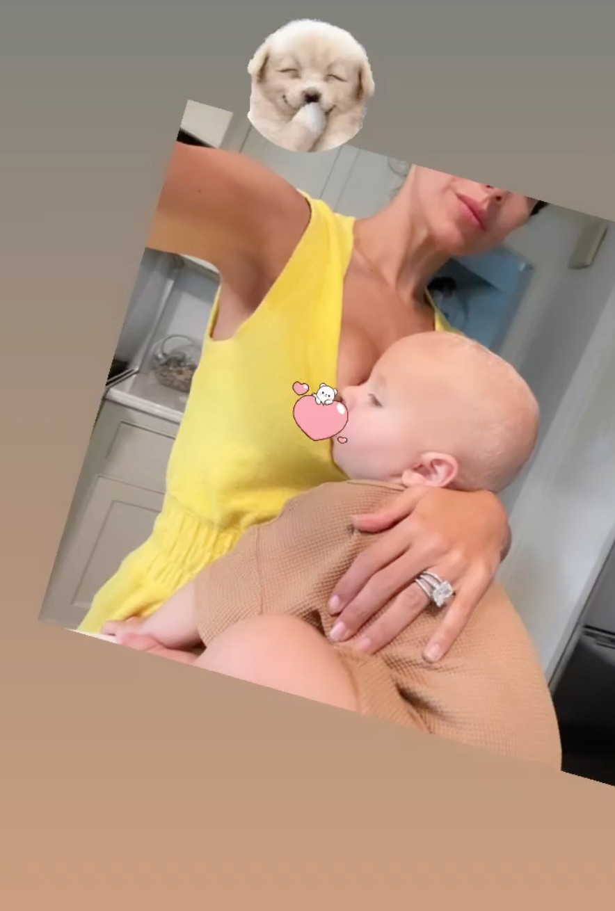 Hilaria Baldwin Shares Nursing Pics August 2021