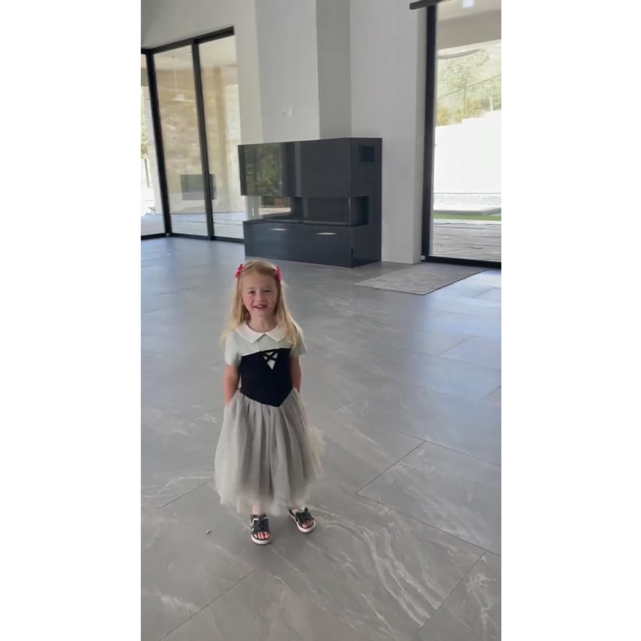 Jade Roper and Tanner Tolbert Kickstart New Adventure in Gorgeous Family Home 7