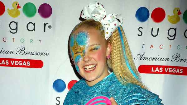 JoJo Siwa Makes ‘DWTS’ History as 1st Star Competing With Same-Sex Partner