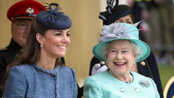 Kate Middleton Shares Photography Passion With Queen Elizabeth II
