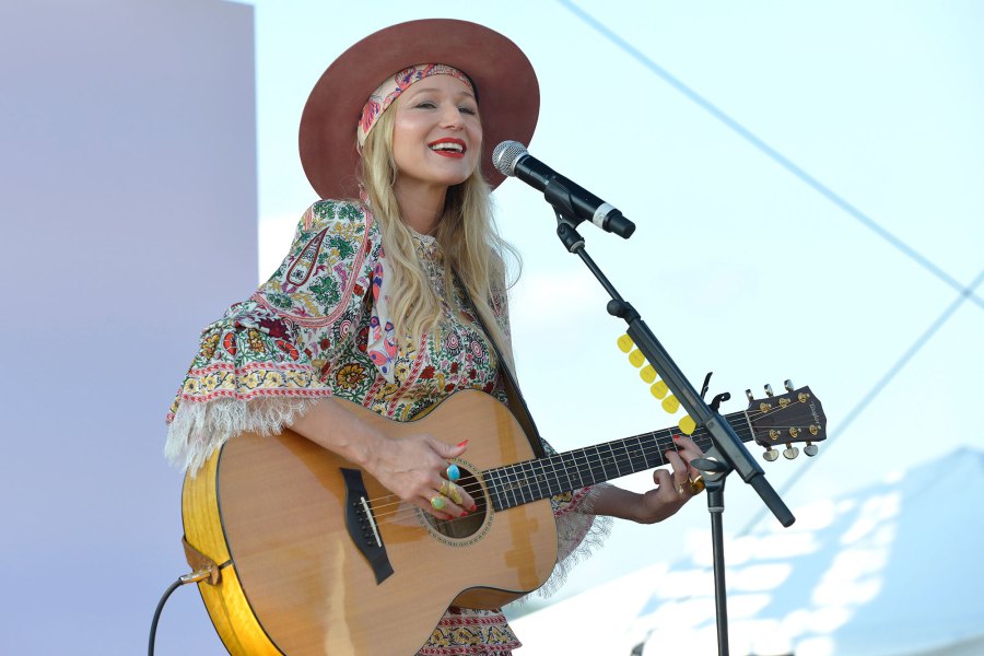 Kickoff Party Jewel Helps Launch Kroger 4th Annual Wellness Experience