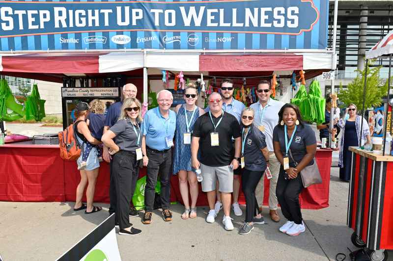 Kickoff Party Jewel Helps Launch Kroger 4th Annual Wellness Experience Abbott Consumer Products