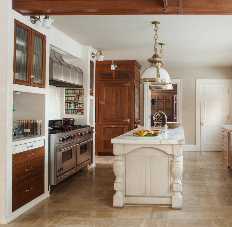 Kitchen Mick Hales Real Housewives of New York’s Dorinda Medley Is Renting Out Her 18-Acres Blue Stone Manor