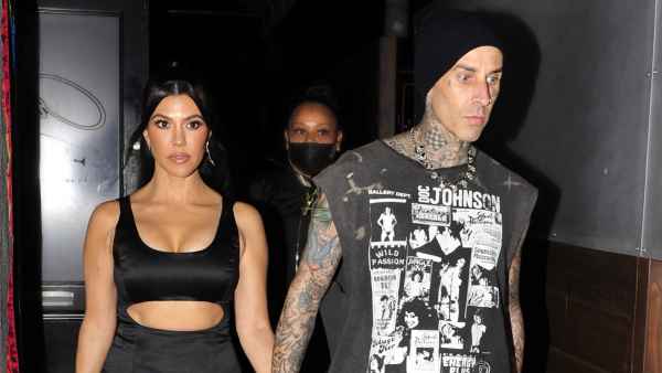 Kourtney Kardashian Joins Travis Barker for His 1st Airplane Trip After His Tragic 2008 Crash