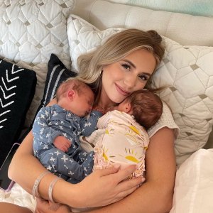 Lauren Burnham Breast-Feeds Both Twin Babies at Once in Sweet Shot Promo