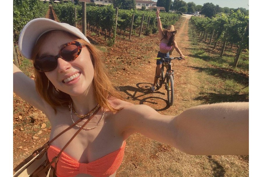 Phoebe Dynevor Giddy on Croatian Getaway Amid Pete Davidson Split 4 Selfie