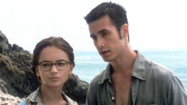 Rachael Leigh Cook Recalls Hilarious Story How She Met 'She's All That' Costar Freddie Prinze Jr.