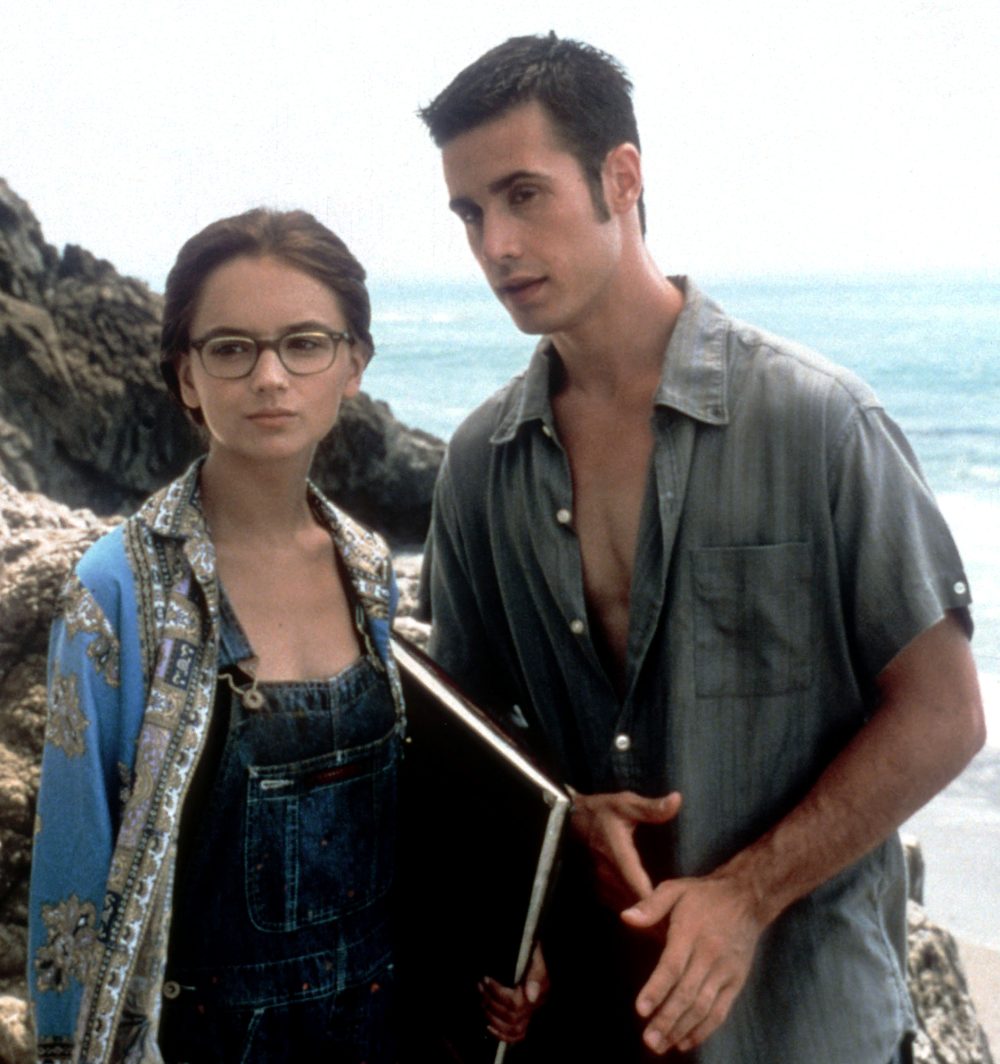 Rachael Leigh Cook Recalls Hilarious Story How She Met 'She's All That' Costar Freddie Prinze Jr.