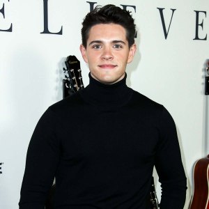 Riverdales Casey Cott Shares Which Costar Is Snack King More Secrets