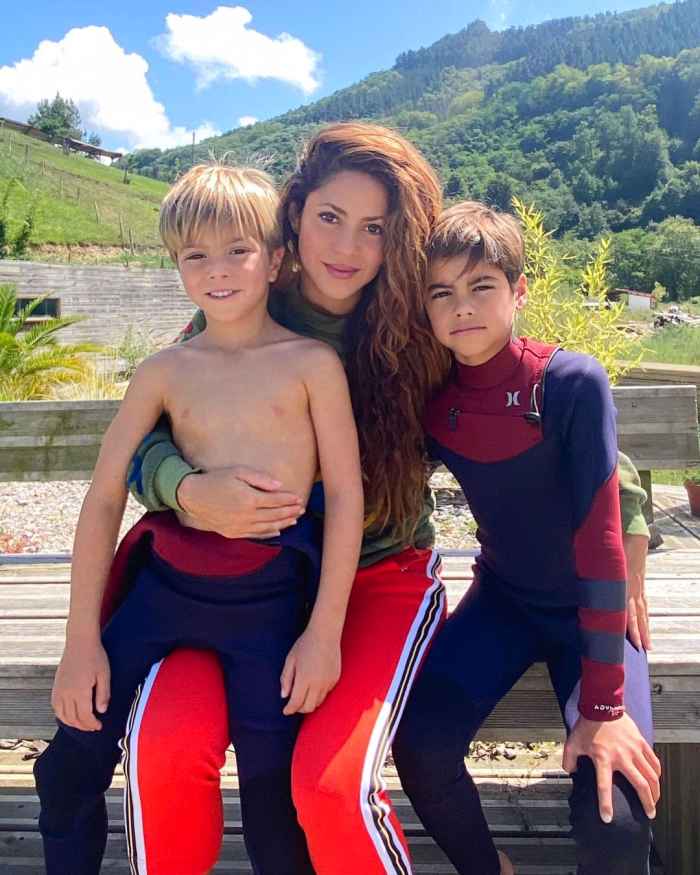 Shakira's Sons Look All Grown Up in New Family Photo: 'Look Who I Brought!"