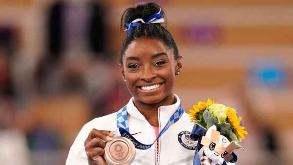 Simone Biles Bronze Medal Balance Beam Tokyo Olympics