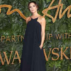 Victoria Beckham Latest Pic Proves She’s Always Been a Trendsetter