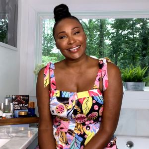 ‘RHOA’ Star Cynthia Bailey Demos Her Full Nighttime Beauty Sleep Routine — Watch