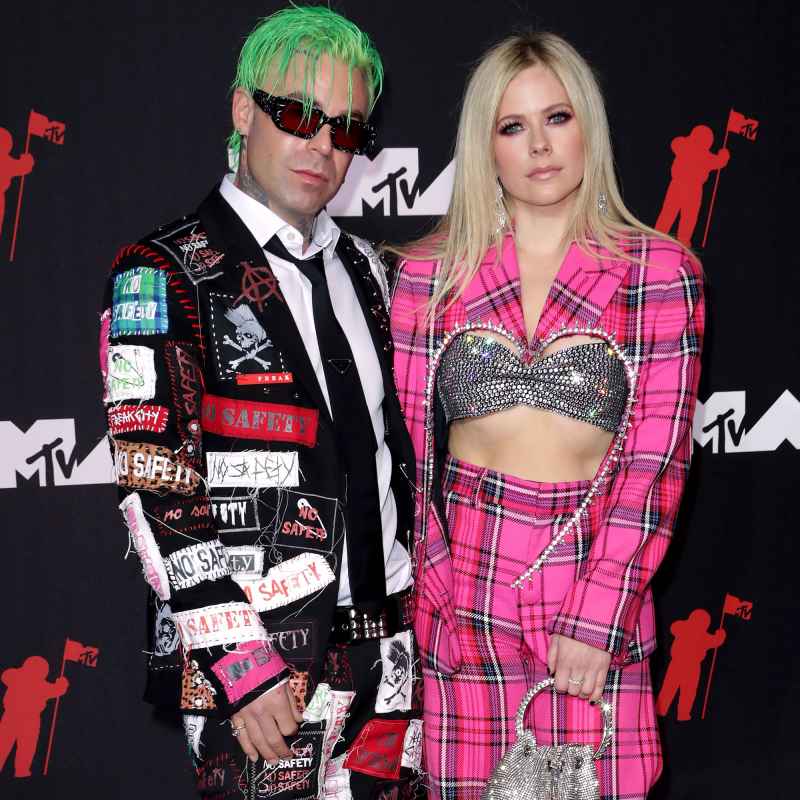 VMAs 2021 Avril Lavigne and Mod Sun! Couples Making Red Carpet Debuts at the VMAs