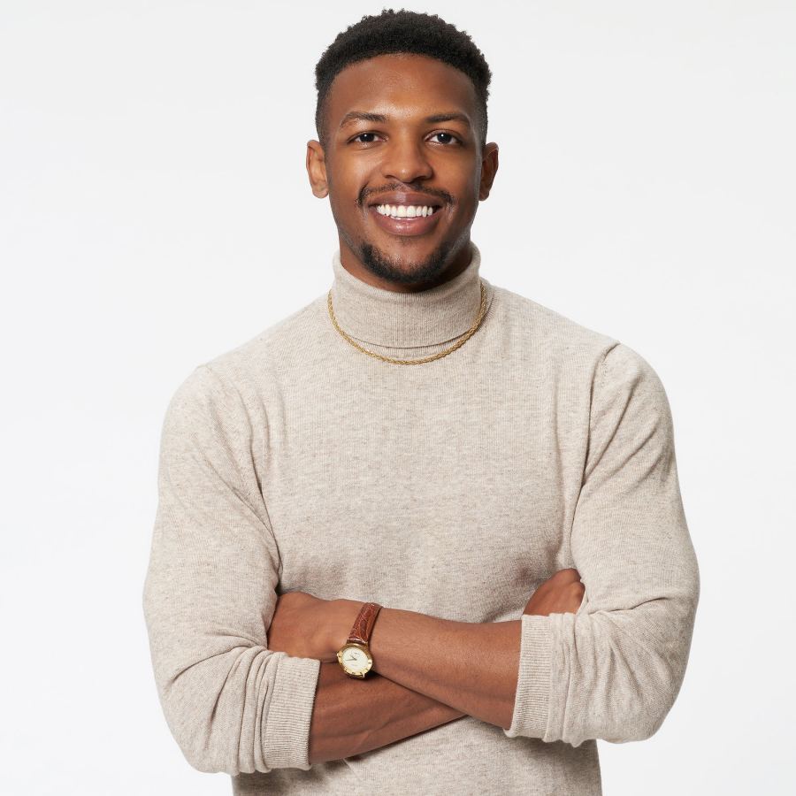 Bachelorette Cast Pics Spencer