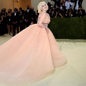 Billie Eilish Body Image Tore Down Love for Dresses Met Gala 2021