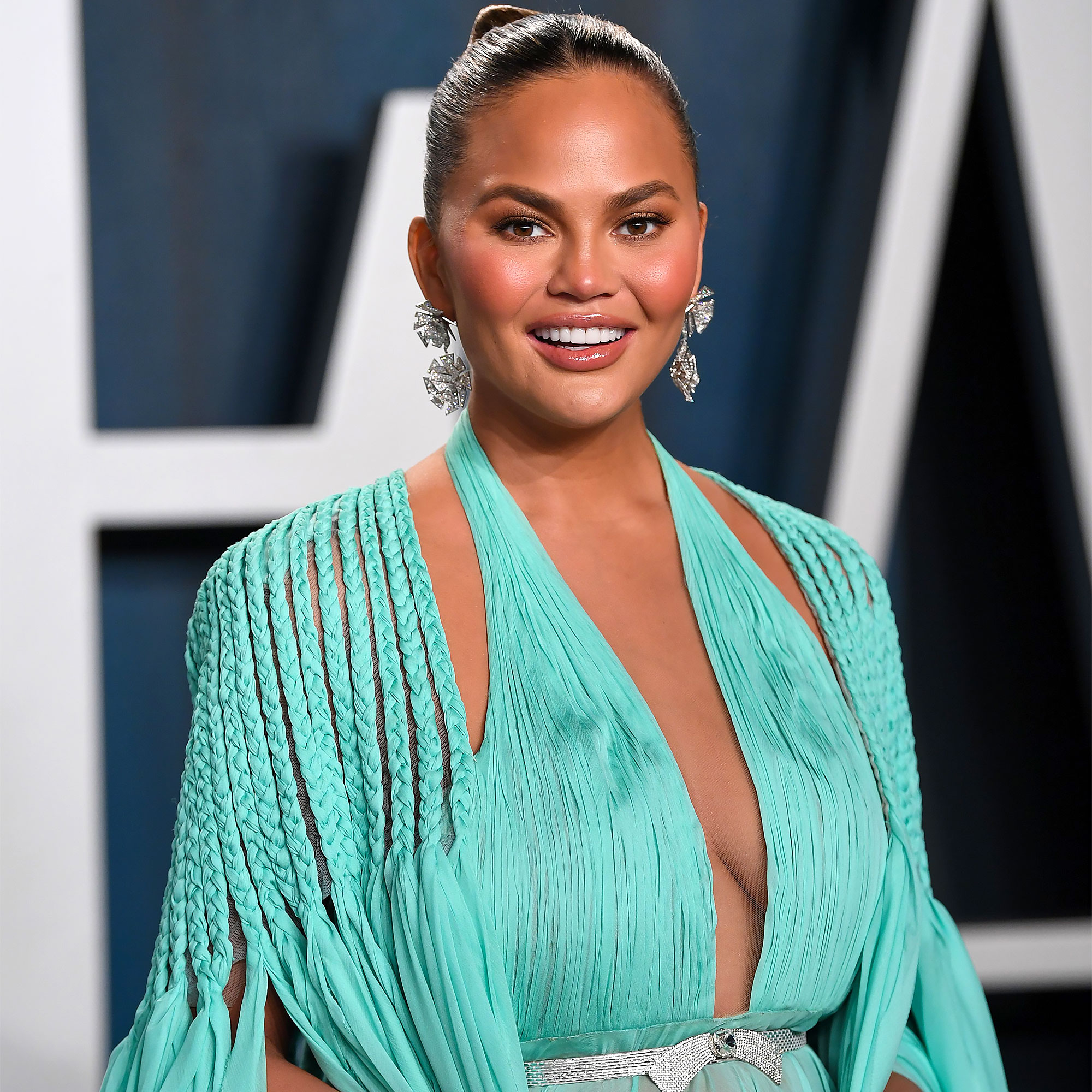 Chrissy Teigen Reveals Results of 'Fat Removal' Face Surgery: Photo