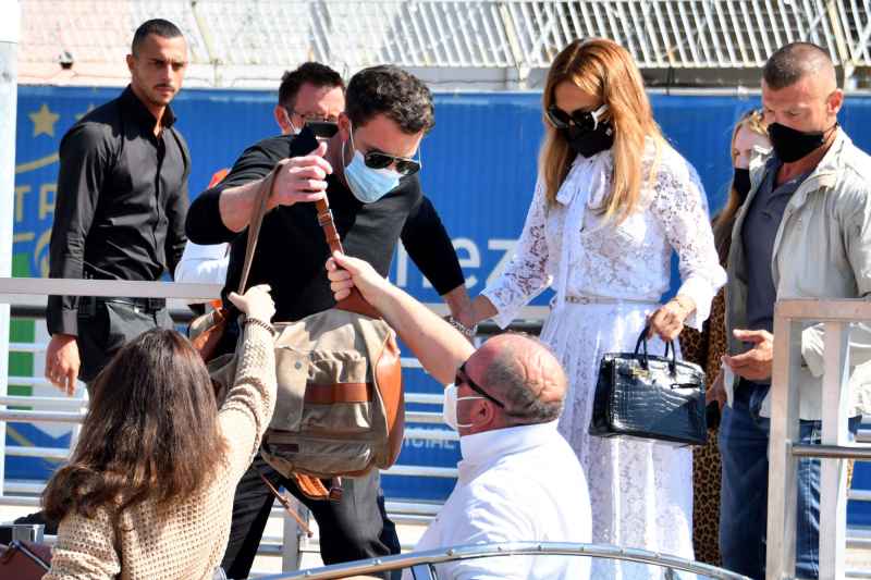 Ciao Jennifer Lopez Ben Affleck Arrive Venice Film Festival