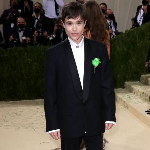 Met Gala 2021 Elliot Page Looks Dapper in All-Black on Met Gala Red Carpet: Photos