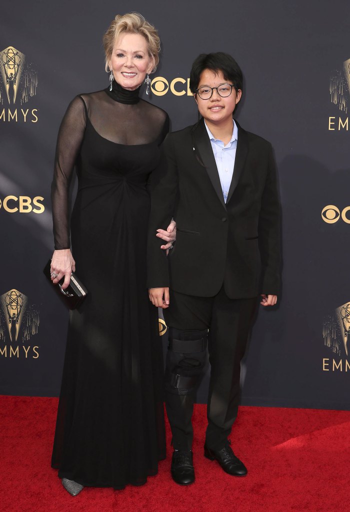 Jean Smart comparte la forma en que su hijo Forrest reaccionó a su victoria en los Emmy 2021
