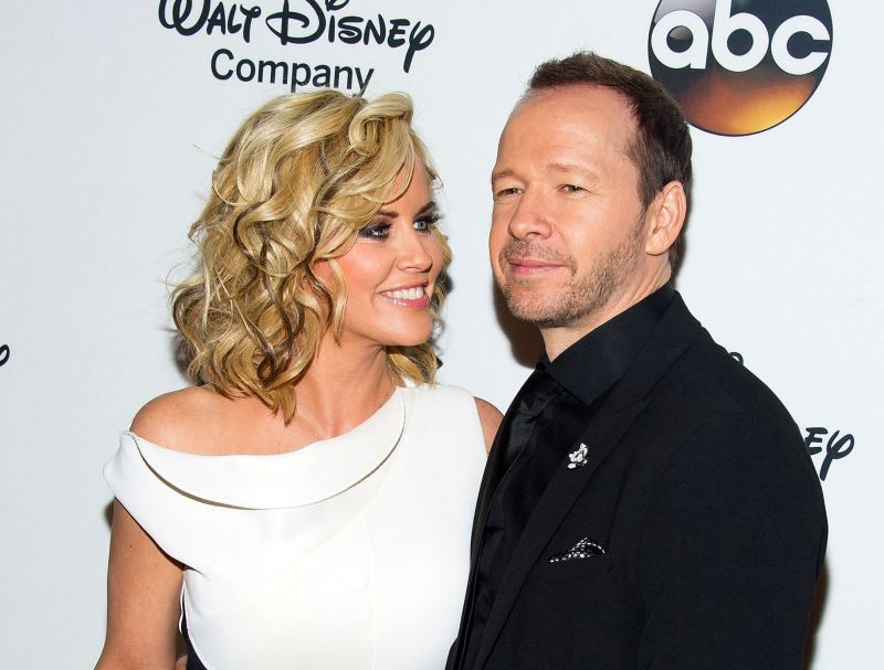Jenny McCarthy, Donnie Wahlberg’s Relationship Timeline
