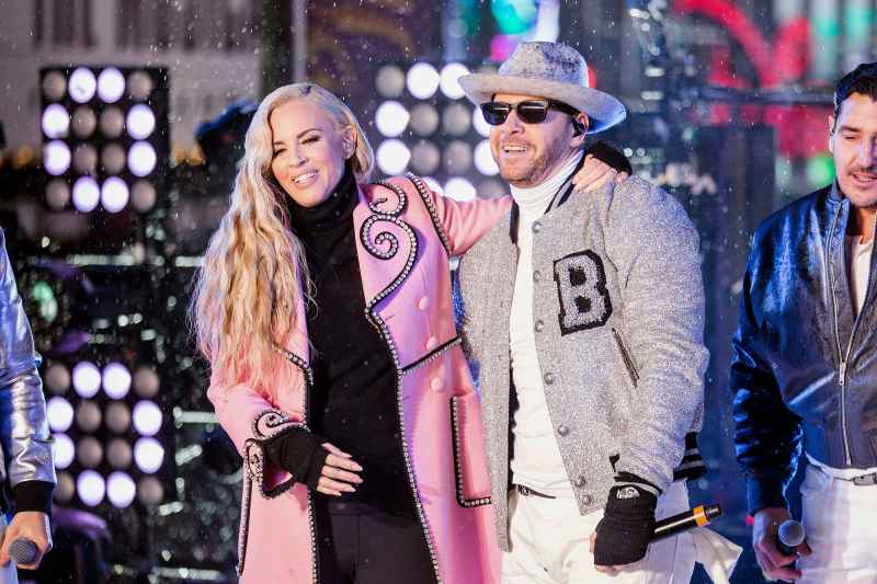 Jenny McCarthy, Donnie Wahlberg’s Relationship Timeline