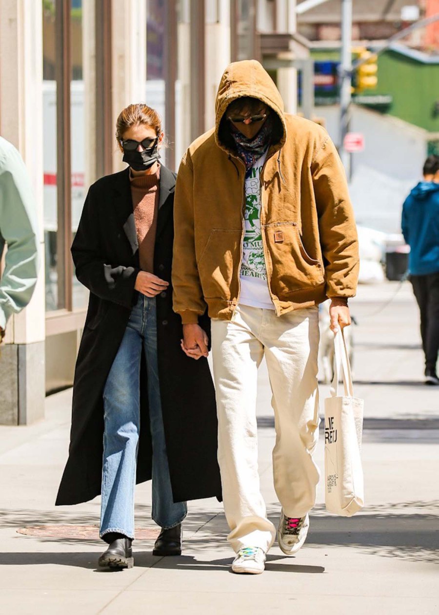 Kaia Gerber Jacob Elordis Laidback Couple Style Is Seriously Goals