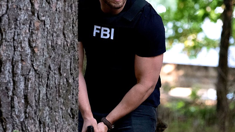 Kellan Lutz Exiting FBI Most Wanted Spend Time With Family Over Out 002