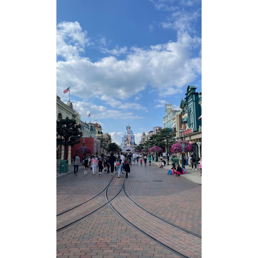 Kourtney Kardashian and Travis Barker Take Romantic Trip to Disneyland Paris 7 Main Street