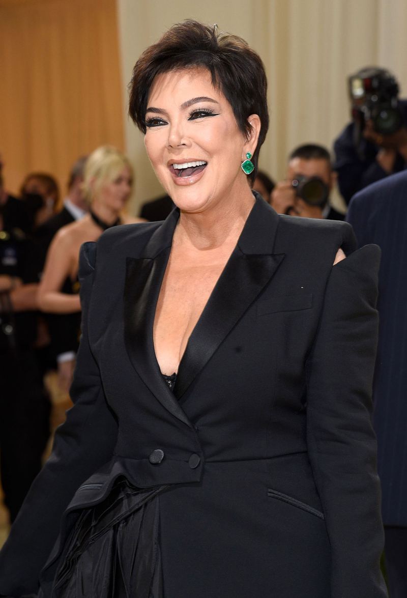 Kris Jenner Gushes Over Kylie Jenner Pregnancy at Met Gala 2021 01