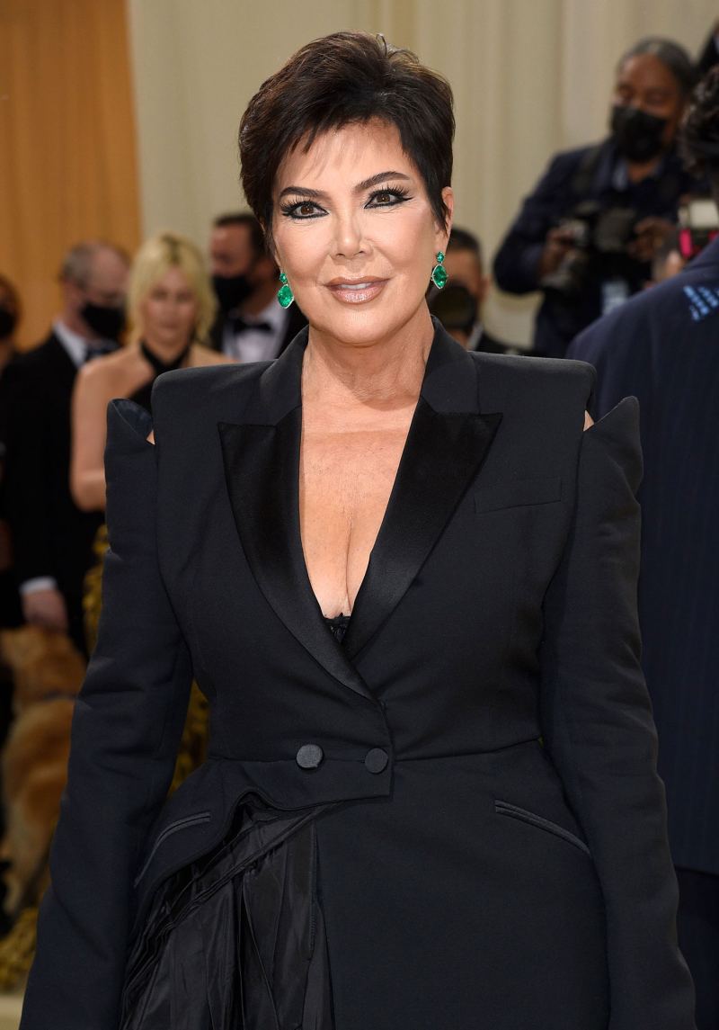 Kris Jenner Gushes Over Kylie Jenner Pregnancy at Met Gala 2021 02