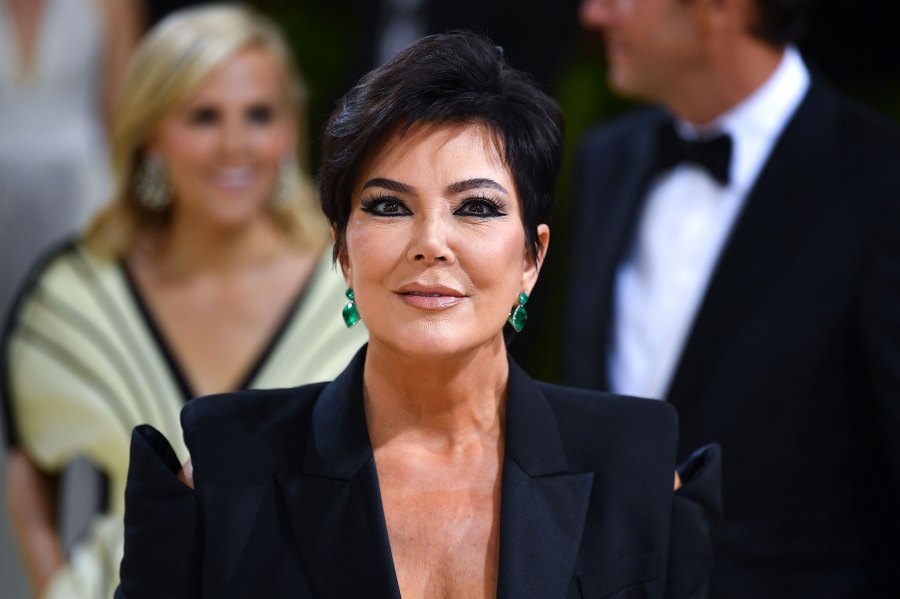 Kris Jenner Gushes Over Kylie Jenner Pregnancy at Met Gala 2021 07
