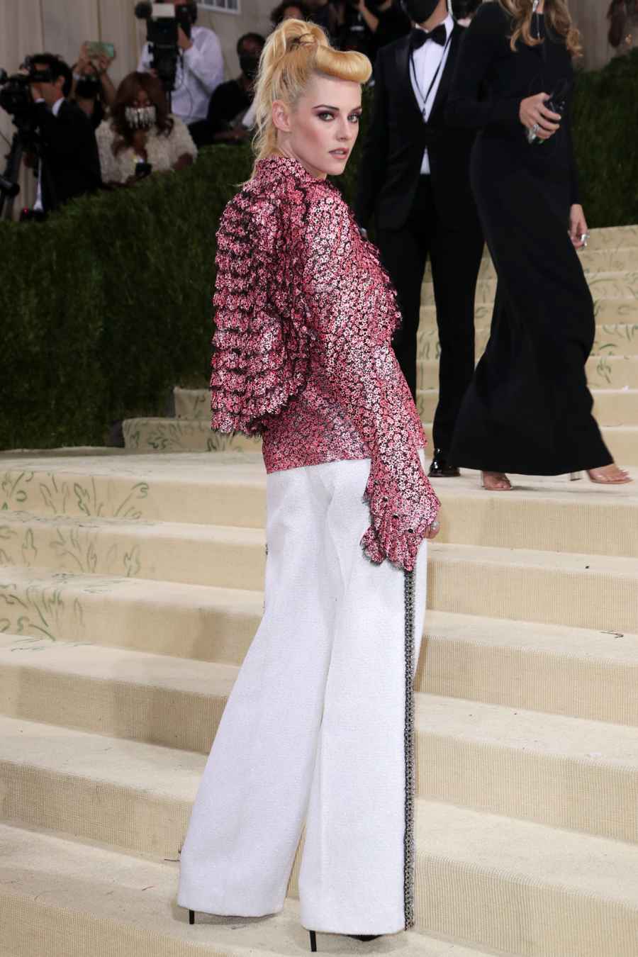 Pink! Peace Signs! Kristen Stewart Serves Up All the Retro Vibes at the 2021 Met Gala