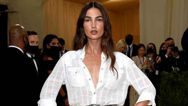 Lily Aldridge’s Hairstylist Has a Life Changing Hair Hack for Building Texture